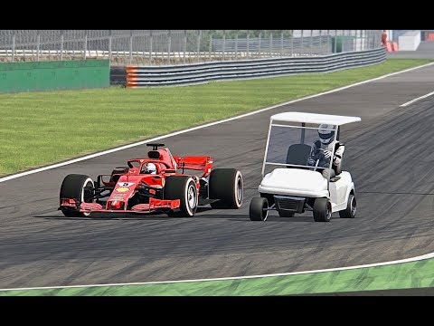 Ferrari F1 2018 vs Golf Car Monster - Monza