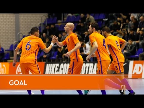 Nederland - Kroatië: goal Karim Mossaoui