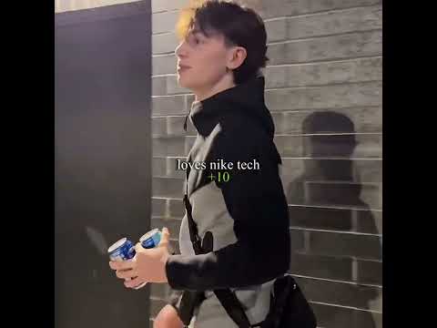 How similar are YOU to Noah Risling!? 👀  #fyupageシ #noahrisling #kalogerasisters #viral #shortsfeed