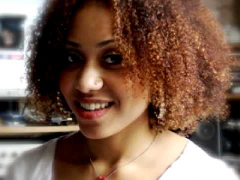 Portugueseanaa - Joana's Room [Drake - Marvins Room cover] 2011