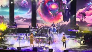 Chicago - Make Me Smile/Colour My World/To Be Free/Now More Than Ever (Robert Randolph, Judith Hill)