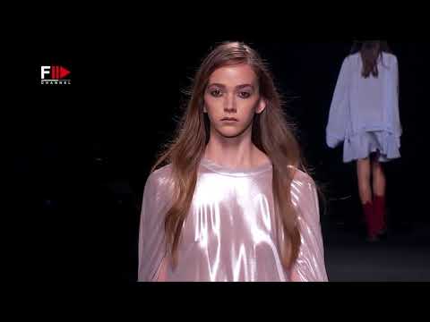 ROBERTO TORRETTA Spring 2022 Madrid - Fashion Channel