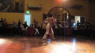 Farol - Leo Pankow y Josefina Stellato en Soho Tango