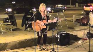 Donna Keyes - Jesus Is On The Wire