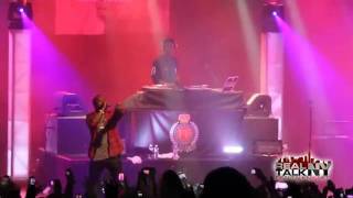 Big Sean Brings Out Kanye West [VIDEO].flv
