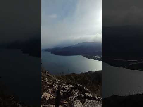 El #cafe está listo para ver el #atardecer en el LAGO PUELO #invierno 2024 #trekking Huella Andina