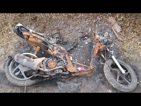 Walking about in New Addington Live! 01/04/2020 - Mobile Stream (106)