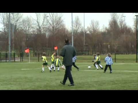 voorschoten f 12   vs   quick boys f13.