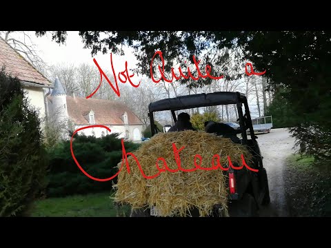 Not Quite a Chateau 46 -  Detecting Chateau Land  - A Mucky Job - A Pediment - & Digging up the Past