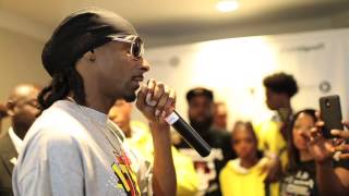 Snoop Dogg Meets Mike Brown&#39;s Parents at No Guns Allowed Anti-Gun Violence Breakfast
