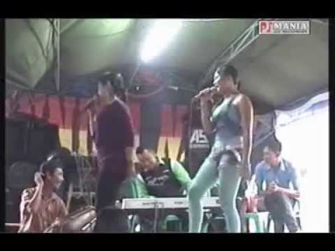 KAKA / LINA MARLIANI + MEGA (ANNISA NADA Subang) "Bukan Bang Toyib" Tegal Junti PWK 09April2011
