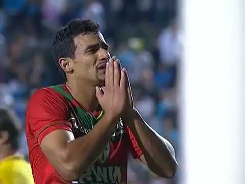 Portuguesa 3 x 0 Santos - 06/10/2013