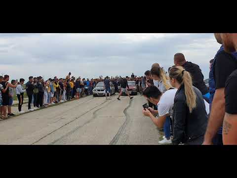 Drag Dacia turbo 4x4 vs bmw 335 biturbo