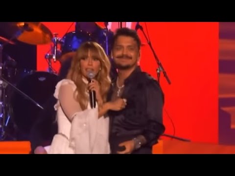 KANY GARCÍA - LA SIGUIENTE junto a Christian Nodal en los  Latín Grammy’s 2023