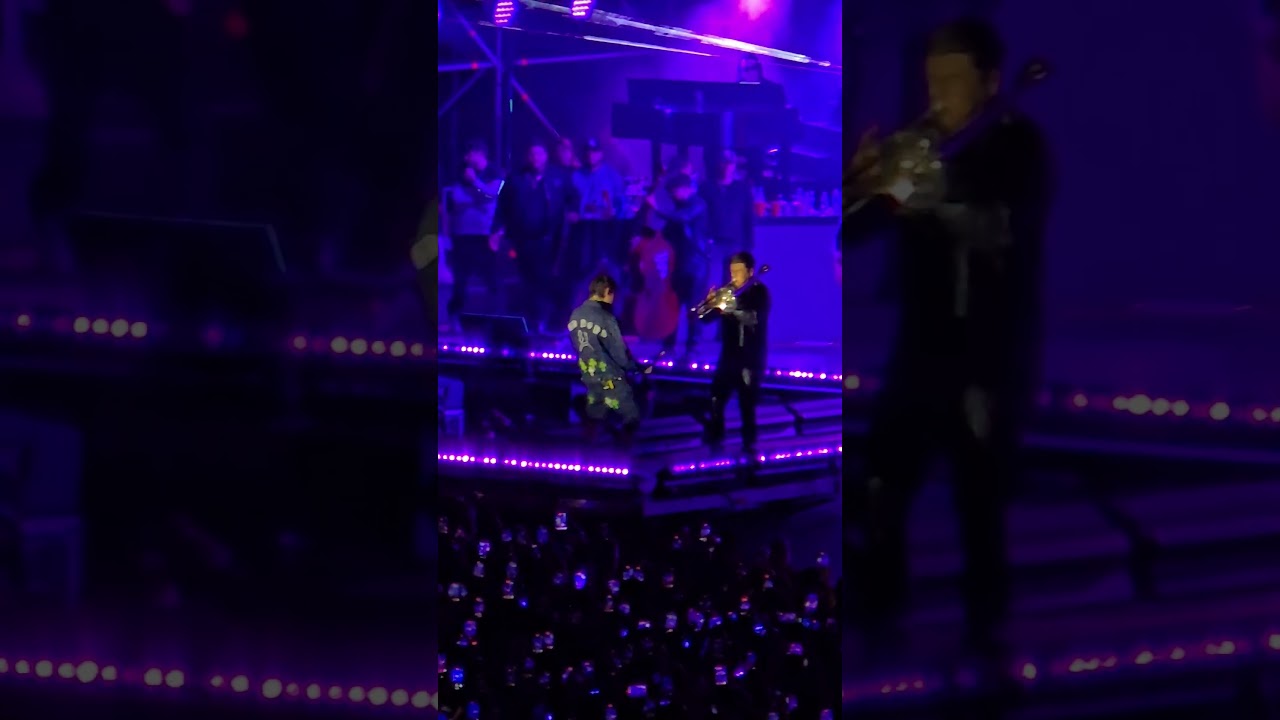 Así suena la entrada al cielo de un corazón roto 💔 #juniorh #walmartpark #mexicoenlagrimas