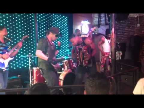 Thumbnail for Insane Cajun forks-n-a-washboard solo, Krazy Korner Bar, Bourbon St., New Orleans by Korn