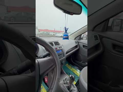 фото chevrolet cobalt ii 0