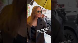 Angelina Jolie is so nice she stopped for a few fans today in nyc #angelinajolie #bradpitt