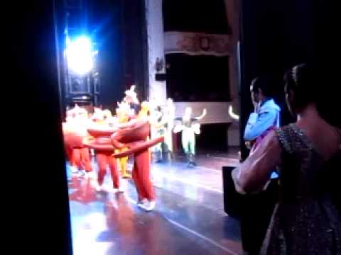 Ballet "La Bella y la Bestia", Coda Final - Bambalinas