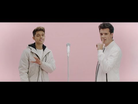 Axel Muñiz & Alex Hoyer - Bonita (Video Oficial)