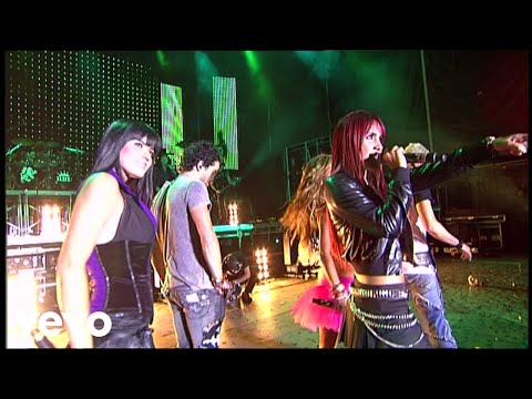 Video thumbnail for Aún Hay Algo - Live (Hecho en España)