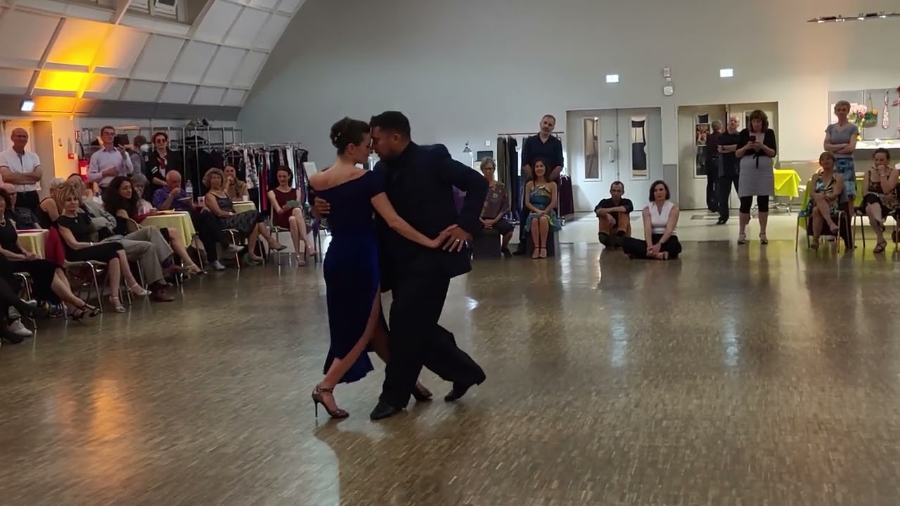 Video thumbnail for Octavio Fernandez y Chantal Fernandez Créa le 07 05 2022 Orléans (5)