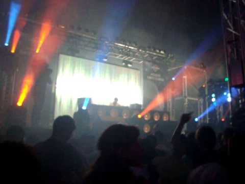 Extrema Outdoors 2009 James Holden