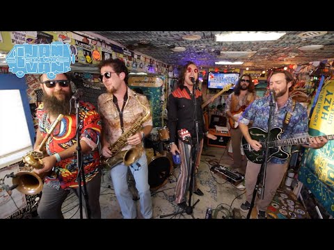 Diggin Dirt video