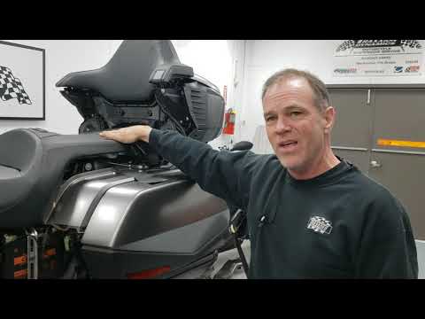 Review of Kuryakyn Trunk Relocation Kit for 2018+ Honda Goldwing by Max McAllister (NOT recommended)