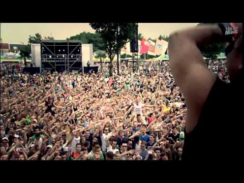 Basto   I Rave You Give It To Me Official Video 720p