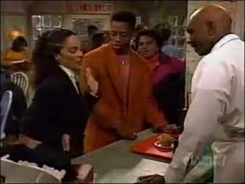 A Different World: 5x16 - Whitley's superior hit's on her