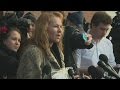 See moms outburst after Tsarnaev hearing - YouTube
