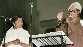 Shayad Meri Shaadi Ka Khayal | Lata Mangeshkar & Kishore Kumar Live At Wembley Arena (1983)