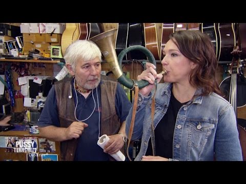 Blasinstrumente mit Bela B. und Carolin Kebekus - Teaser - PussyTerror TV