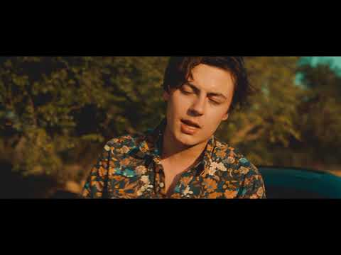 Young Lungs - '97 Leo 2 (Official Music Video)