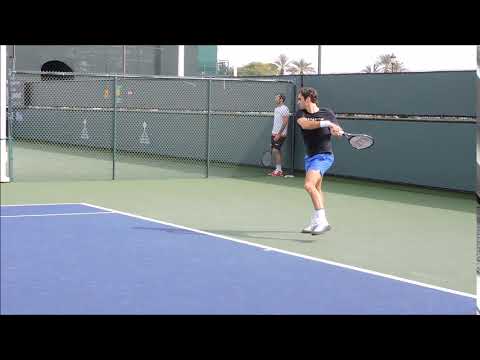 federer backhand return and attack