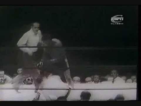 Archie Moore vs Carl 'Bobo' Olson