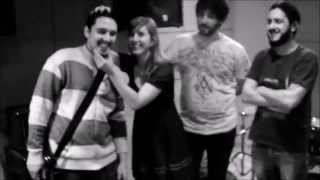 Lingerbliss tratando de filmar un spot