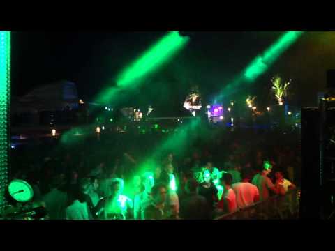 Tommi Spark @ Papaya Club (2)