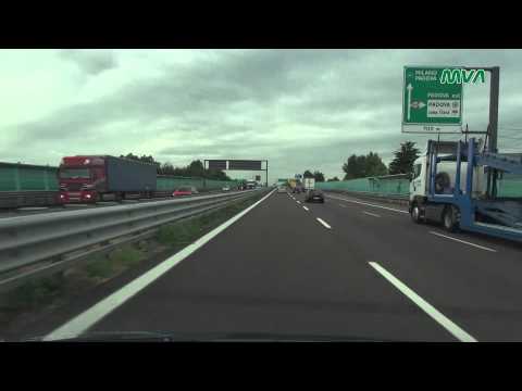 Italy / Italien-Autostrada A4 Richtung Milano / A22 Richtung Bolzano