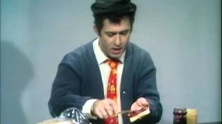 Sesame Street - Buddy and Jim Make A Sandwich (1969)