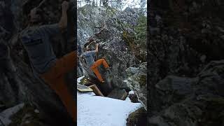 Video thumbnail of Sparerib, 6a. Magic Wood