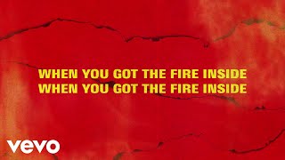 Kadr z teledysku The Fire Inside tekst piosenki Becky G