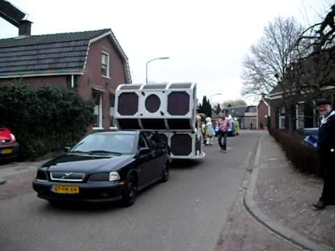 Verlichte carnavalsoptocht Cothen 2015 | Youtubefunvideo Verlichte carnavalsoptocht Cothen 2015 | Youtubefunvideo