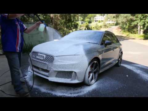 Bowden's Own - Using the Snow Job Foam Cannon // Supercheap Auto