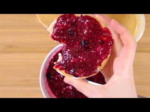 RAW BERRIES & CHIA JAM - RAW VEGAN RECIPE