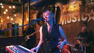 December, 1963 (Oh, What a Night) - Black &amp; Gold (Cover)