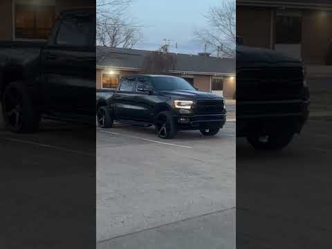 2019 Ram 1500 BLKHORN #truck #dodge #nightedition #bighorn #strada #24s