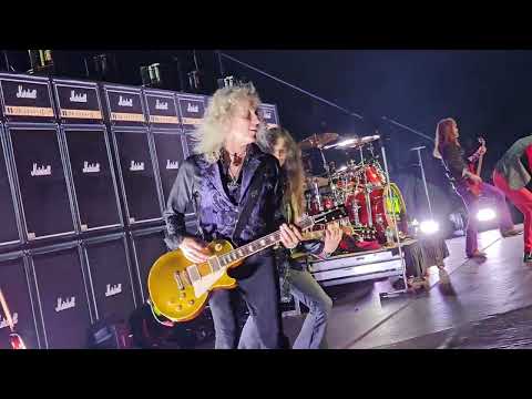 KIX "Cold Blood" Final Show Merriweather Post Pavilion 9/17/23 On Stage View