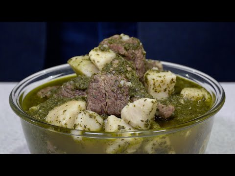 Making Egyptian Taro Soup Called Olas